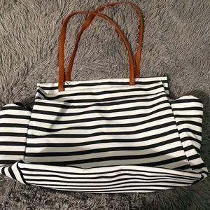 Black and White Weekender Bag